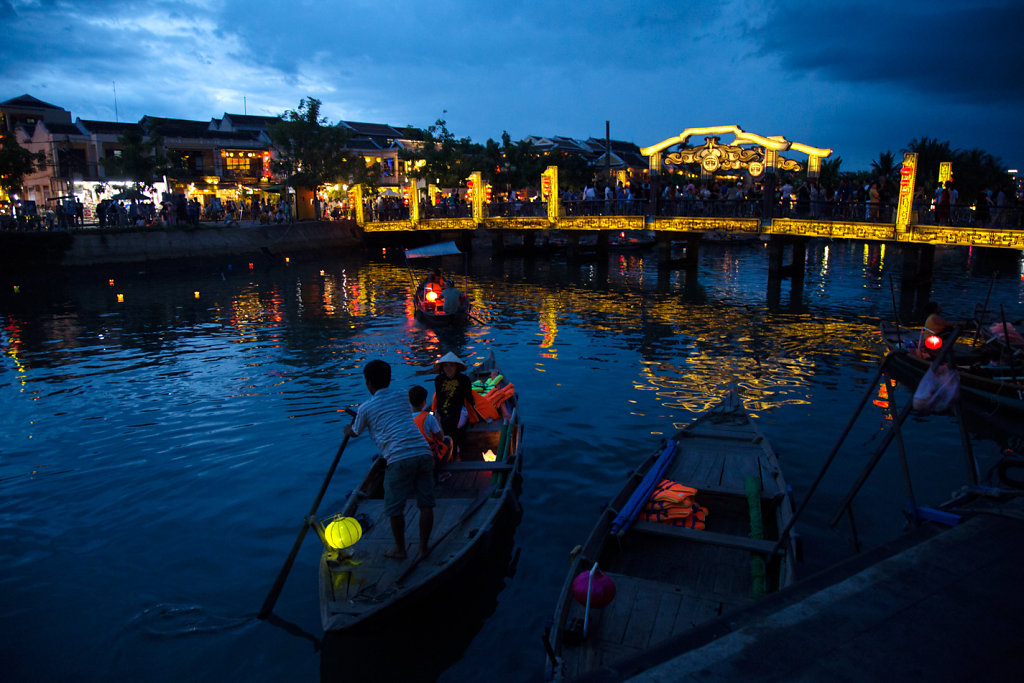 Pont-Hoi-an.jpg