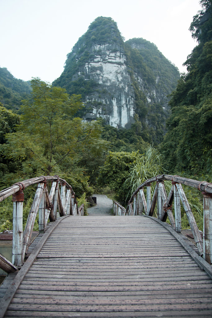 Pont-ninh-binh.jpg